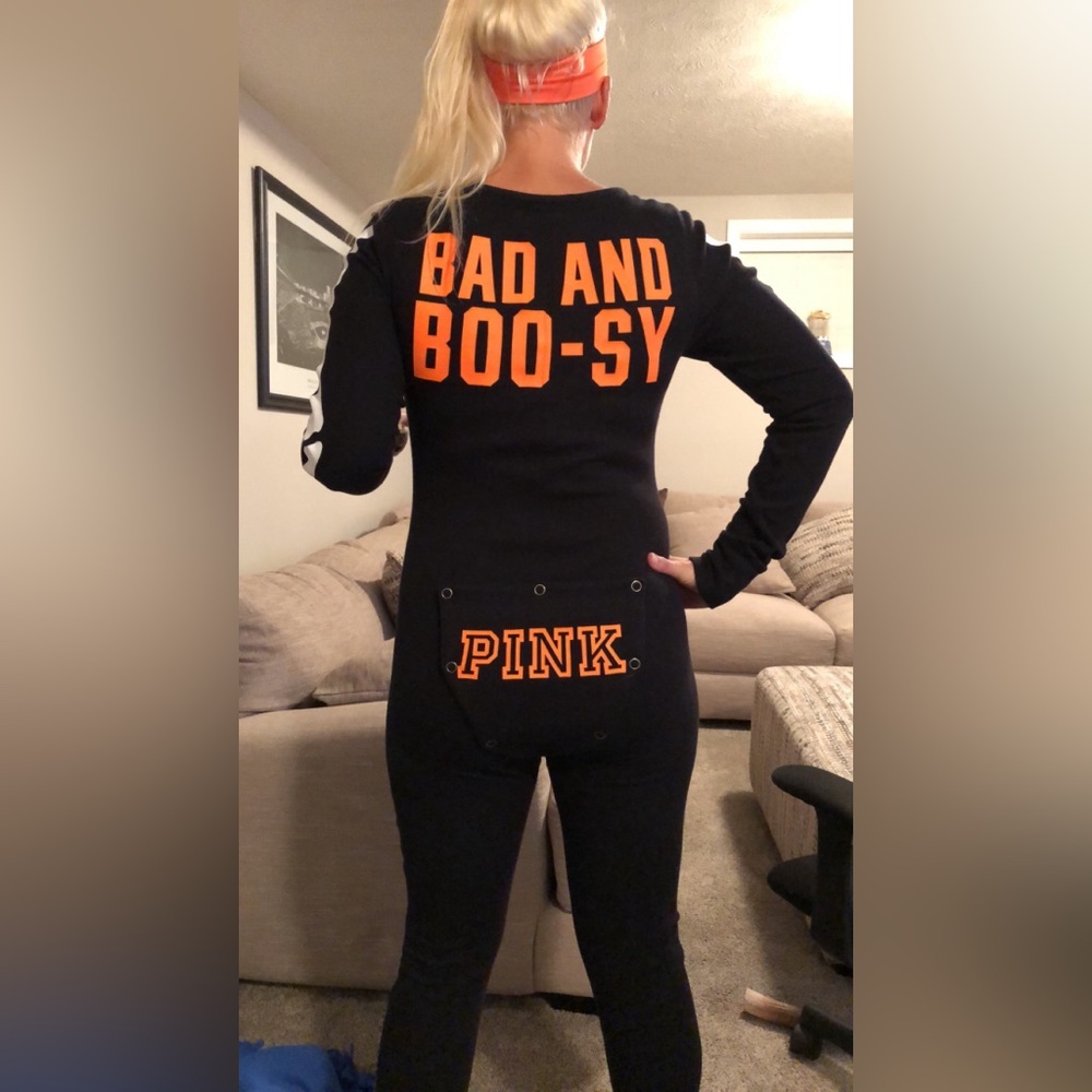 Victoria’s Secret Pink skeleton onesie bad boosy original release size medium 🧡